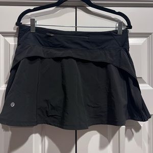 Lululemon Play Off the Pleats Skirt Black Size 8